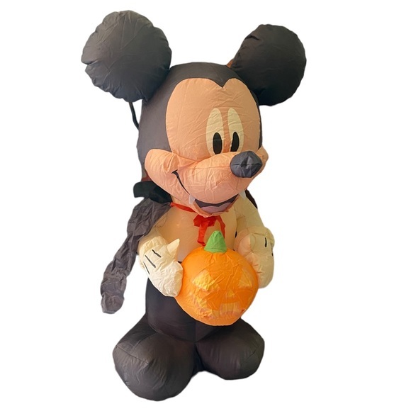 Halloween Disney 3.5 ft‎ Mickey Mouse Vampire w/Pumpkin Lighted Yard Inflatable - Picture 1 of 6